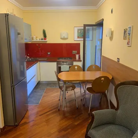 Flavia Apartment *